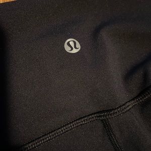 Lulu lemon black full length leggings size 16